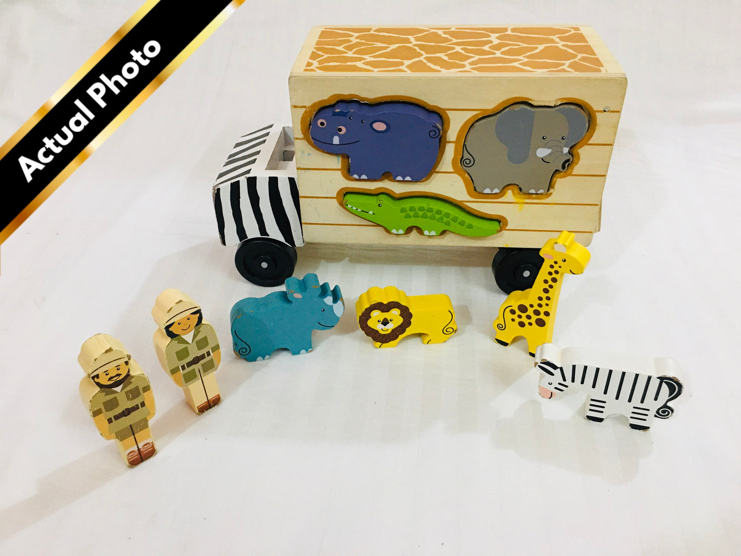 Melissa & Doug Animal Rescue Truck [Gently used] [#239]