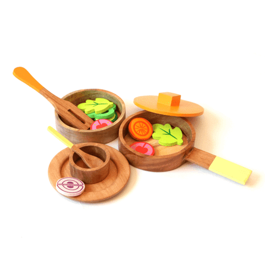 Shumee Lil chef's wooden cook set [Gently used] [#126]